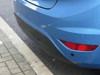 Ford Fiesta 1.4 Zetec Hatchback 3dr Petrol Automatic (154 g/km, 94 bhp)