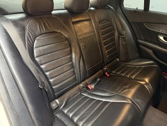 Mercedes-Benz C Class 1.6 C200d AMG Line Saloon 4dr Diesel G-Tronic+ Euro 6 (s/s) (160