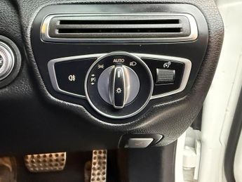Mercedes-Benz C Class 1.6 C200d AMG Line Saloon 4dr Diesel G-Tronic+ Euro 6 (s/s) (160