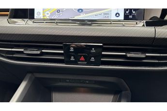 Volkswagen Golf eTSI MHEV R-Line