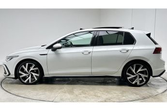 Volkswagen Golf eTSI MHEV R-Line