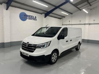 Renault Trafic 2.0 dCi Blue LL30 Business+ Panel Van 5dr Diesel Manual L2 H1 Eu