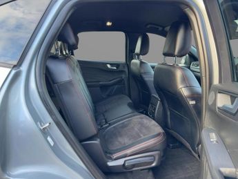 Ford Kuga EcoBoost Duratec ST-Line