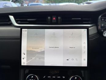 Jaguar F-PACE P400e R-Dynamic SE