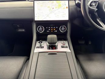 Jaguar F-PACE P400e R-Dynamic SE