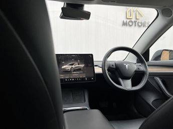Tesla Model 3 Standard Range Plus Saloon 4dr Electric Auto RWD (241 bhp)