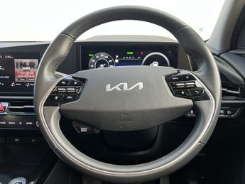 Kia Niro 64.8kWh 2 SUV 5dr Electric Auto (201 bhp)