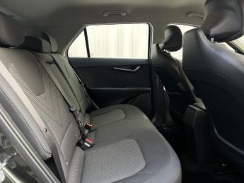 Kia Niro 64.8kWh 2 SUV 5dr Electric Auto (201 bhp)