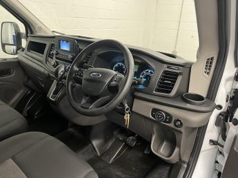 Ford Transit 350 EcoBlue Leader 2.0 2dr Luton Automatic Diesel
