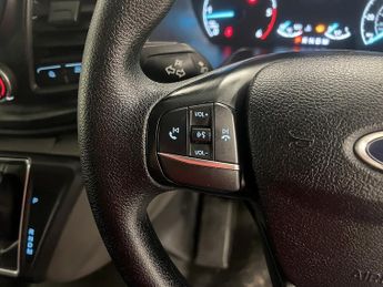 Ford Transit 350 EcoBlue Leader 2.0 2dr Luton Automatic Diesel