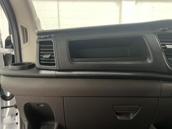 Ford Transit 350 EcoBlue Leader 2.0 2dr Luton Automatic Diesel