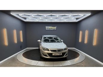 Vauxhall Astra 1.6 16v SRi Hatchback 5dr Petrol Manual Euro 5 (115 ps)