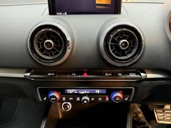 Audi A3 1.5 TFSI CoD 35 S line Sportback 5dr Petrol S Tronic Euro 6 (s/s