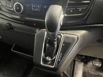 Ford Transit 350 EcoBlue Leader 2.0 2dr Luton Automatic Diesel