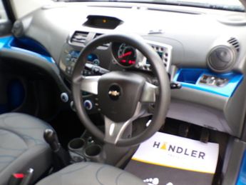 Chevrolet Spark i LT