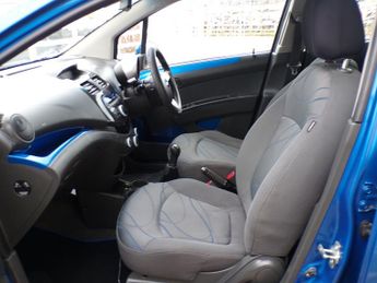 Chevrolet Spark i LT