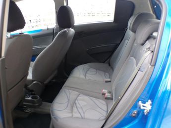 Chevrolet Spark i LT