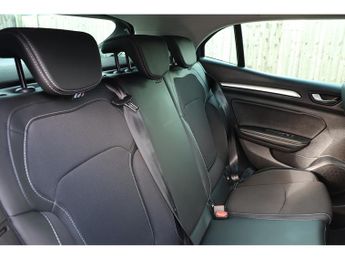 Renault Megane E-TECH Iconic