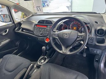 Honda Jazz i-VTEC ES Plus