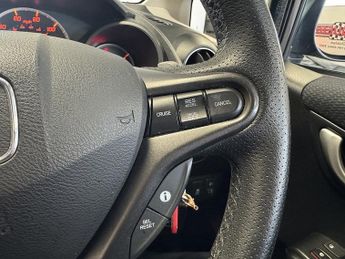 Honda Jazz i-VTEC ES Plus