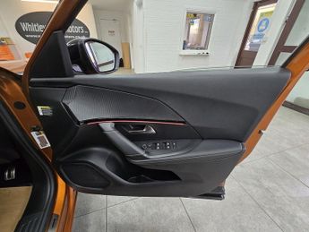 Peugeot E-2008 GT Line