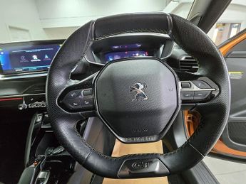 Peugeot E-2008 GT Line