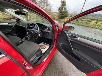 Volkswagen Golf S Tsi Dsg