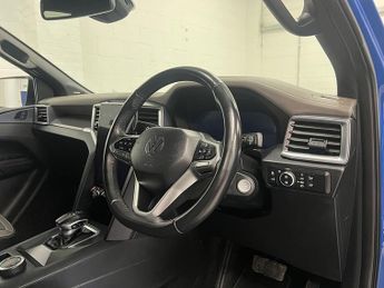 Volkswagen Amarok 3.0 TDI V6 Aventura Pickup Double Cab 4dr Diesel Auto 4Motion Eu