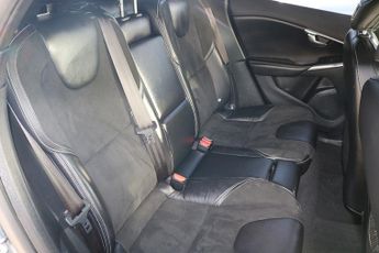 Volvo V40 T5 R-Design Nav Plus
