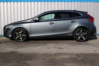 Volvo V40 T5 R-Design Nav Plus