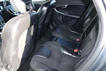 Volvo V40 T5 R-Design Nav Plus