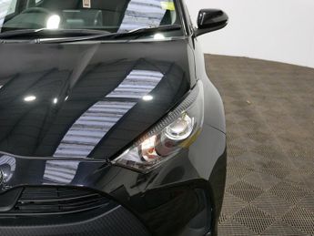 Toyota Yaris VVT-h Icon