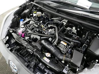 Toyota Yaris VVT-h Icon