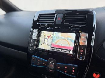 Nissan Leaf 30kWh Tekna Hatchback 5dr Electric Auto (109 bhp)