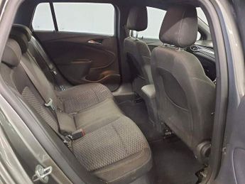 Vauxhall Astra CDTi SRi Nav