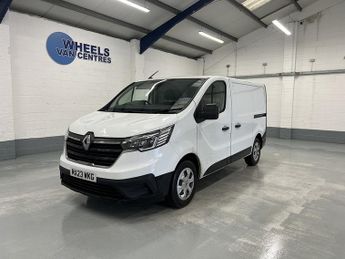 Renault Trafic 2.0 dCi Blue SL28 Business Panel Van 5dr Diesel Manual L1 H1 Eur