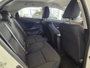 Honda Civic 1.8 i-VTEC SE Plus (Navi) Hatchback 5dr Petrol Auto Euro 6 (142 