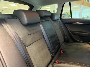 Skoda Octavia 1.6 TDI SE L Estate 5dr Diesel DSG Euro 6 (s/s) (115 ps)