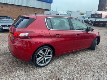 Peugeot 308 BlueHDi Allure