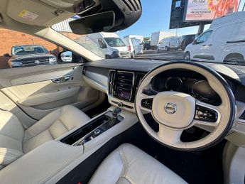 Volvo V90 D4 Inscription