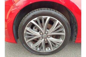 Toyota Yaris VVT-h Excel