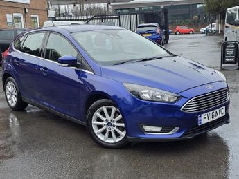 Ford Focus 1.0T EcoBoost Titanium Hatchback 5dr Petrol Auto Euro 6 (s/s) (1