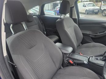 Ford Focus 1.0T EcoBoost Titanium Hatchback 5dr Petrol Auto Euro 6 (s/s) (1