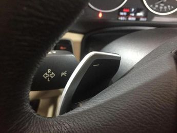 BMW 3 Series 2.0 320d Luxury Touring 5dr Diesel Auto xDrive Euro 5 (s/s) (184