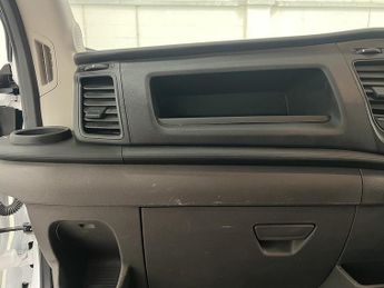 Ford Transit 350 EcoBlue Leader 2.0 2dr Luton Automatic Diesel