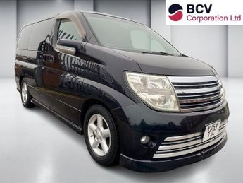 Nissan Elgrand 2.5
