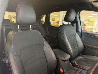 Ford Kuga 2.5 EcoBoost Duratec 14.4kWh ST-Line SUV 5dr Petrol Plug-in Hybr