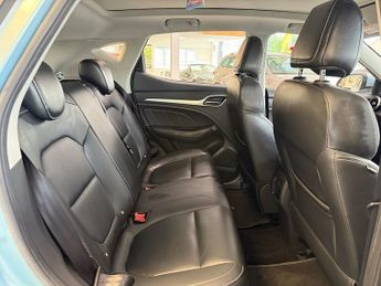 MG MG ZS 44.5kWh Exclusive SUV 5dr Electric Auto (143 ps)