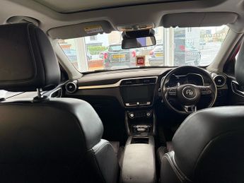 MG MG ZS 44.5kWh Exclusive SUV 5dr Electric Auto (143 ps)