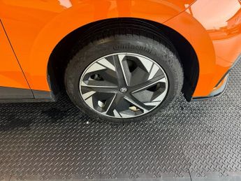 MG MG4 64kWh Trophy Long Range Hatchback 5dr Electric Auto (203 ps)